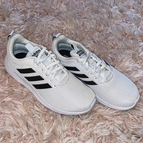 adidas Shoes - 🎉Sale $15🎉Adidas Cloud Shoes Women’s Size 6.5